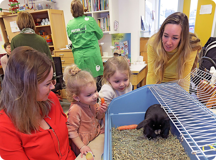 Proefjes en spelletjes voor <br><strong>peuters/kleuters en ouders</strong>